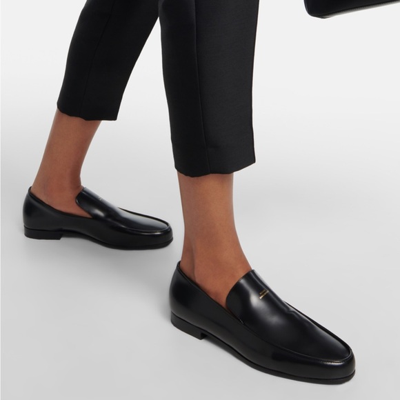 Toteme Burgundy/Brown Oval Leather Loafers EU 37 - Picture 5 of 7